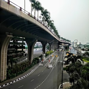 Chhatrapati Shivaji Maharaj International Airport Road