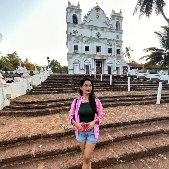 Aahana Acharya Aahana Acharya