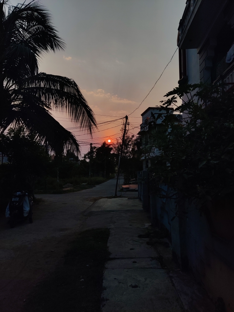 Post media