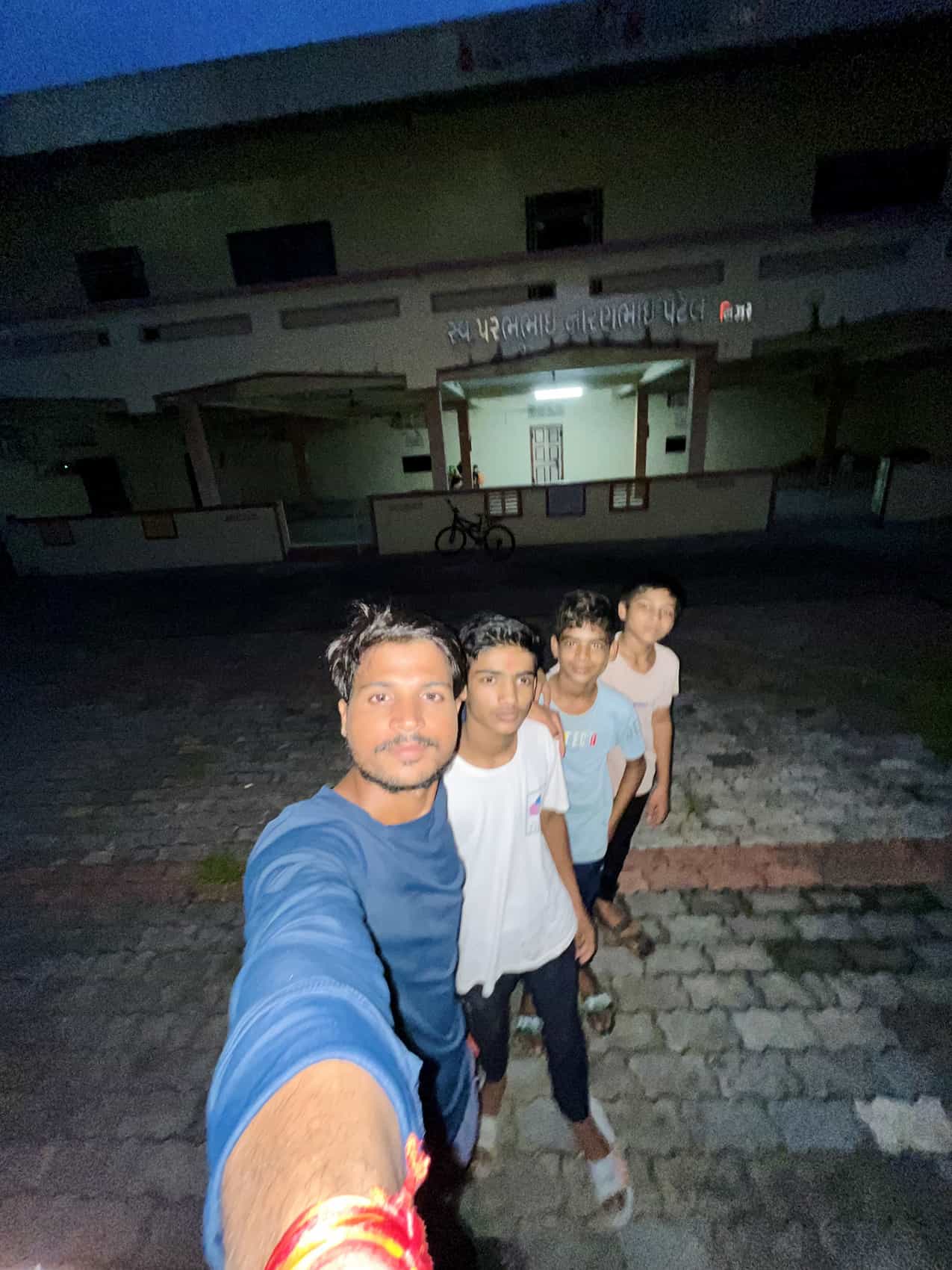 Post 0