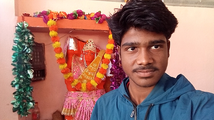 Post media