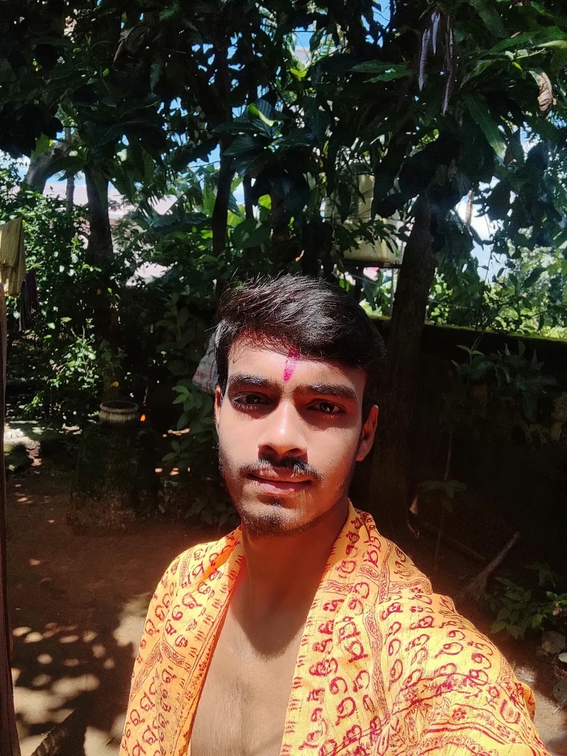 Post media