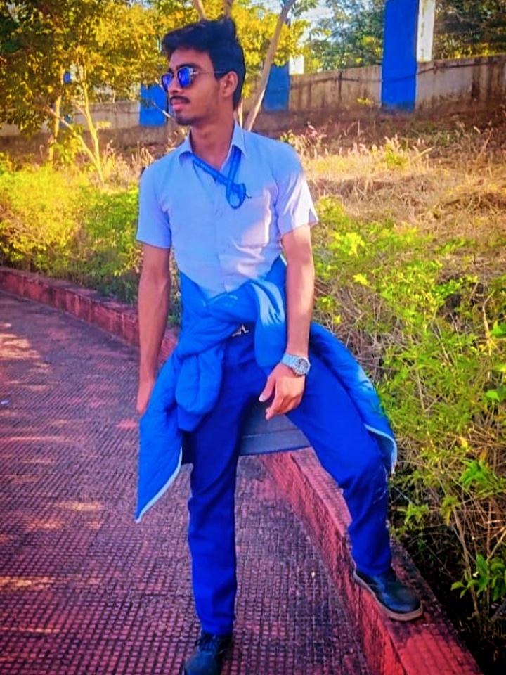 Post media