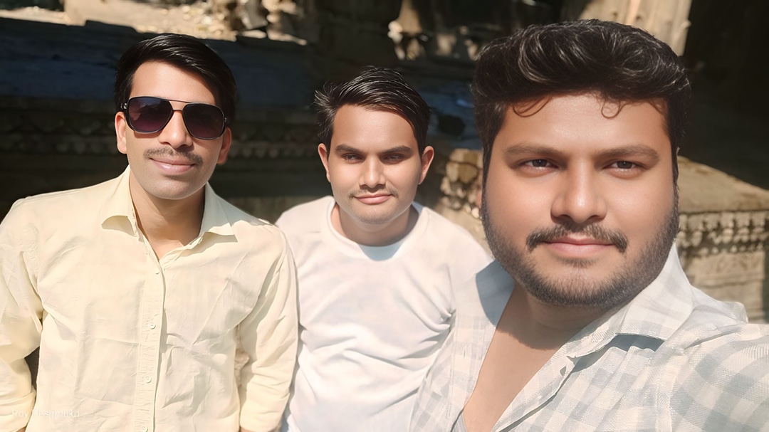 Post media