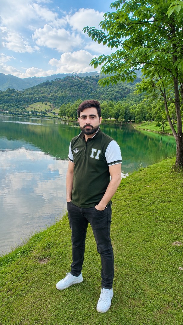 Post media